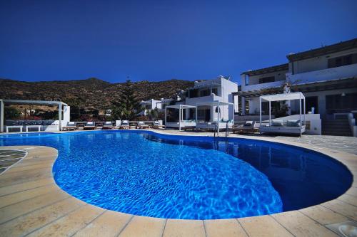 Bazén v ubytování Island House Hotel nebo v jeho okolí