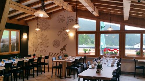 Restaurace v ubytování Hotel Al Rom