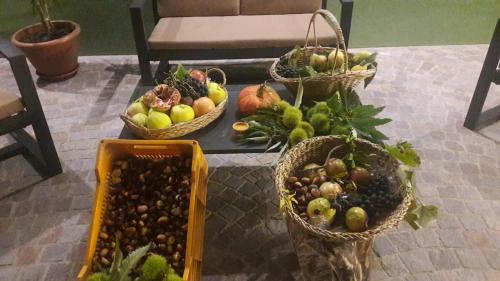 Makanan di atau berdekatan penginapan di ladang