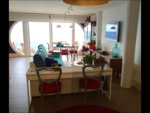 Χώρος καθιστικού στο Gáldar PENTHOUSE OVER THE SEA!
