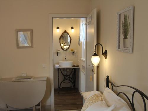 Ένα μπάνιο στο No.31 B&B im Rosengarten