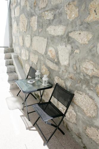 Covelo Apartment