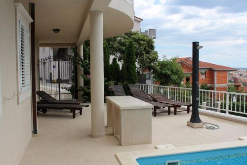 Villa Lizzi tesisinde bir balkon veya teras