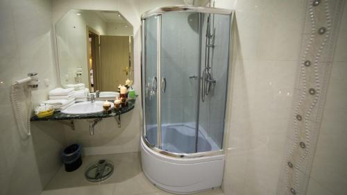 Hotel Tustanにあるバスルーム
