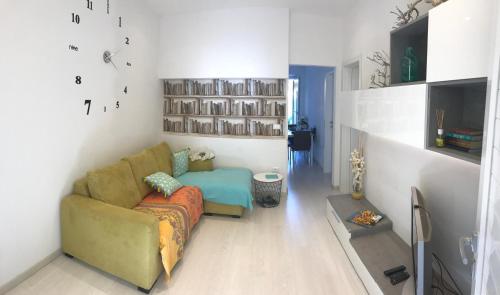 Ruang duduk di Smeralda House