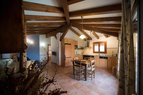 Η κουζίνα ή μικρή κουζίνα στο Apartamentos Casa Vidal
