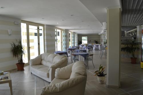 Area soggiorno di Onda Marina Residence Rta