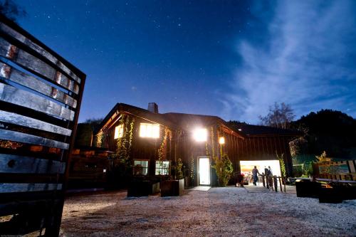 B&Bが所在する建物