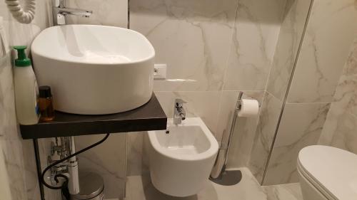 Ένα μπάνιο στο Maison d'Elite Guest House