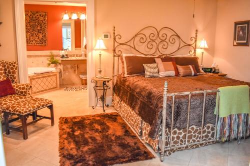 Katil atau katil-katil dalam bilik di The Richard Johnston Inn & 1890 Caroline House