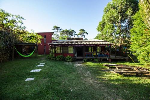 Edificio en el que se encuentra el albergue