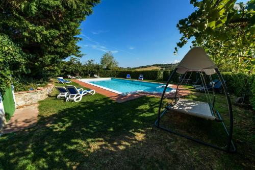 Bazén v ubytování Agriturismo Olmi Grossi nebo v jeho okolí
