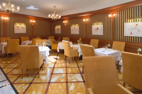 Restorāns vai citas vietas, kur ieturēt maltīti, naktsmītnē Hotel Manzoni