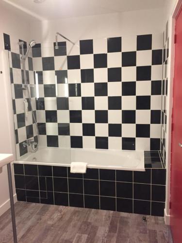 Ένα μπάνιο στο ibis Styles Marseille Vieux Port