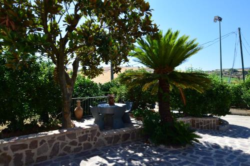 Agriturismo Trappeto Vecchioにある庭