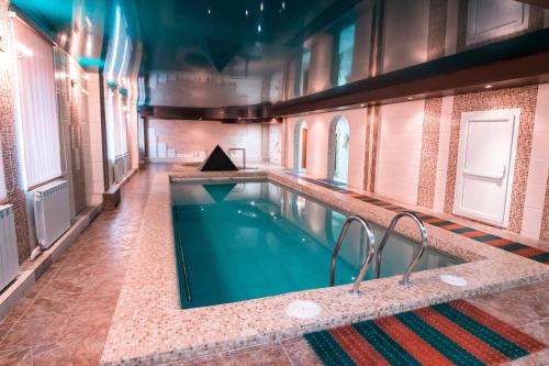 Hotel Soyuz 내부 또는 인근 수영장