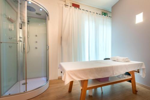 Bilik mandi di Hotel San Marco Sestola