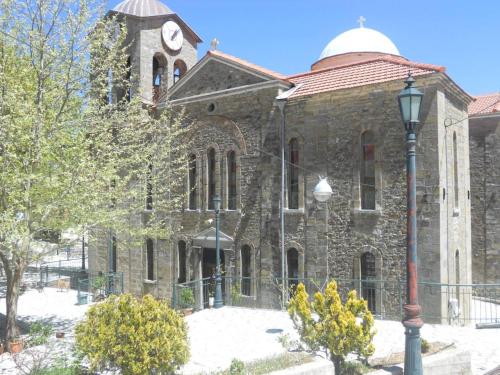Το κτήριο όπου στεγάζεται  ο ξενώνας