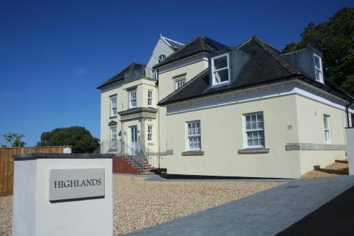 Highlands Apartment 5 – Photos 2