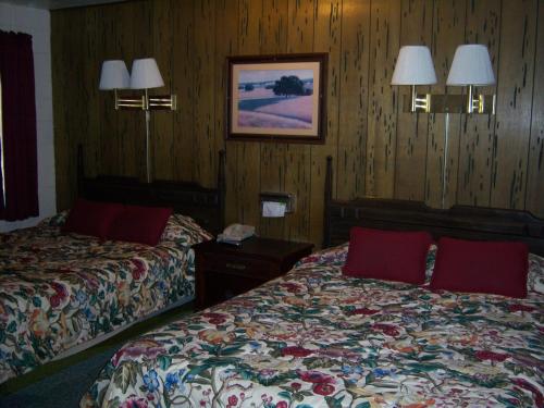 Imagen de la galería de Shasta Dam Motel, en Shasta Lake