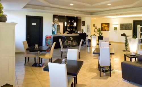 Gallery image of Excel Hotel Roma Ciampino in Marino