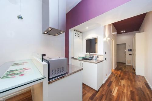 Η κουζίνα ή μικρή κουζίνα στο GoodRest on Deribasovska 19