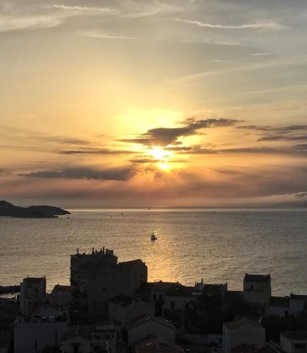 Serenity Escape Marseille - SEA VIEW & SUNSET photo 17
