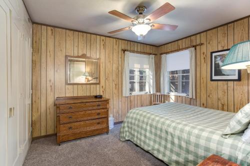 a bedroom with a bed and a ceiling fan at 81 Ashbaugh Meadow in North Wawona