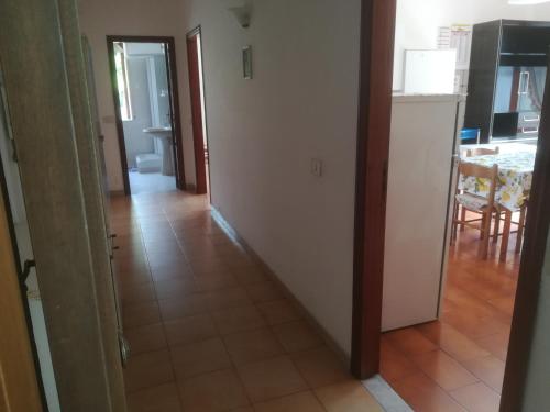 Küche/Küchenzeile in der Unterkunft Donnabella House
