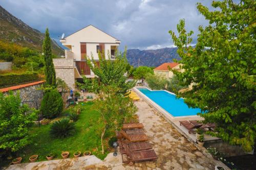 Fotografie z fotogalerie ubytování Apartments Feral v destinaci Kotor
