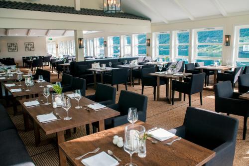 Grande Fjord Hotel — Restaurant/places to eat
