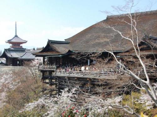 Landskap semula jadi dekat dengan ryokan