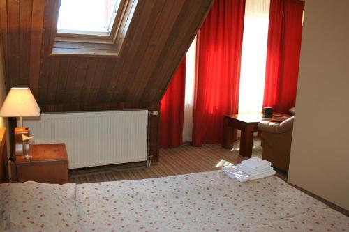 Gallery image of Family Hotel Zora in Razlog
