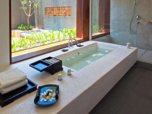 Koupelna v ubytování The Bale Phnom Penh by LifestyleRetreats