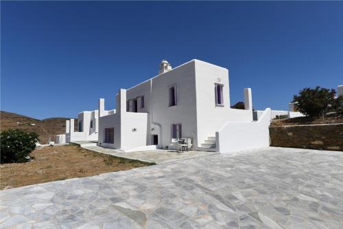 Imagen de la galería de Glafki Hotel Tinos, en Pánormos