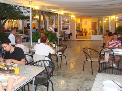 Gallery image of Pansion Dragica in Rab
