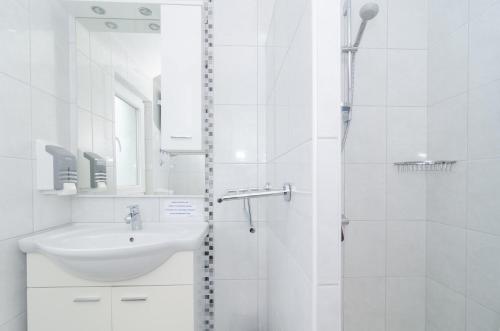 Koupelna v ubytování Apartments Stermasi