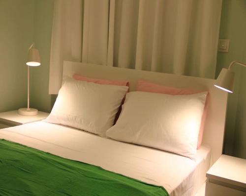Athens Plaka Modern Decorated Apartment