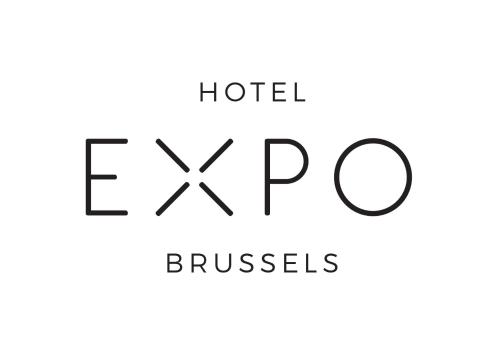 Un certificado, premio, letrero u otro documento en Hotel Expo