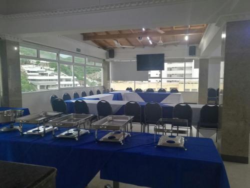 Un restaurante o sitio para comer en Hotel Rodadero Real
