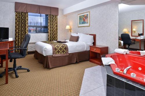 Afbeelding uit fotogalerij van Lexington Inn & Suites-Windsor in Windsor