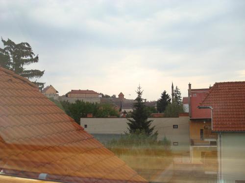 Το κτήριο όπου στεγάζεται  το διαμέρισμα