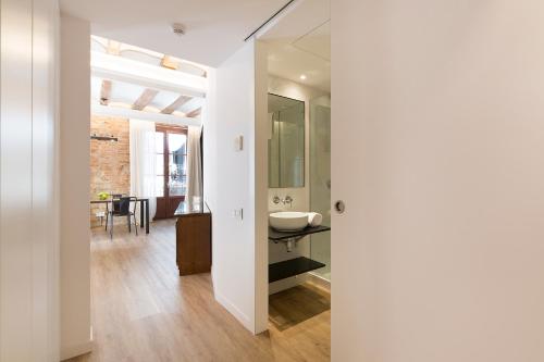 Koupelna v ubytování Decô Apartments Barcelona-Born Apt.