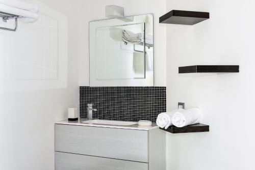 A bathroom at Farosardo
