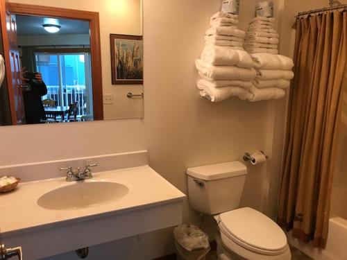Gallery image of Longliner Lodge and Suites in Sitka