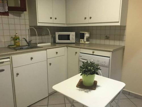 Imagen de la galería de Ermoupoli, Syros City Apartments, en Ermoupoli