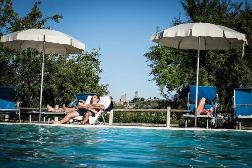 Πισίνα στο ή κοντά στο Villa Ducci