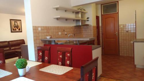 Photo de la galerie de l'établissement Apartman Ancora1, à Trebinje