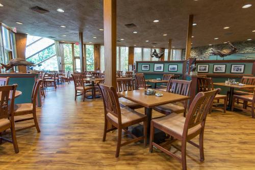 Εστιατόριο ή άλλο μέρος για φαγητό στο General Butler State Resort Park