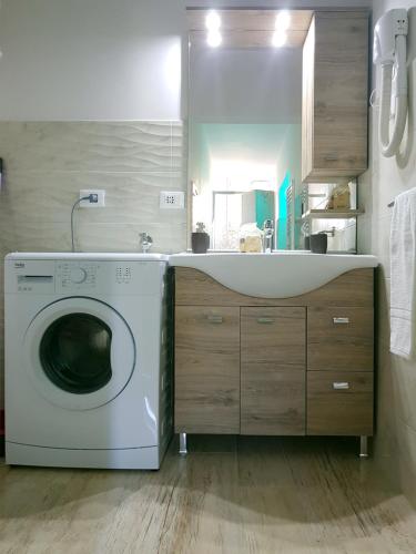Vittoria's Bridge flat, wifi, free park, late checkin